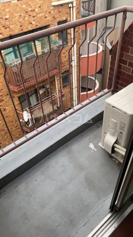 15/27 バルコニー