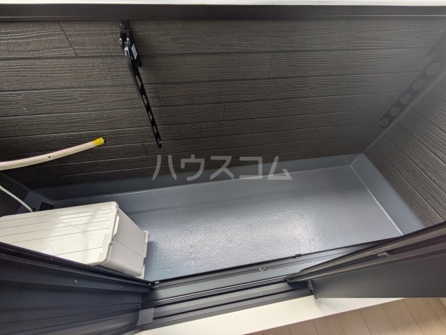 16/23 バルコニー