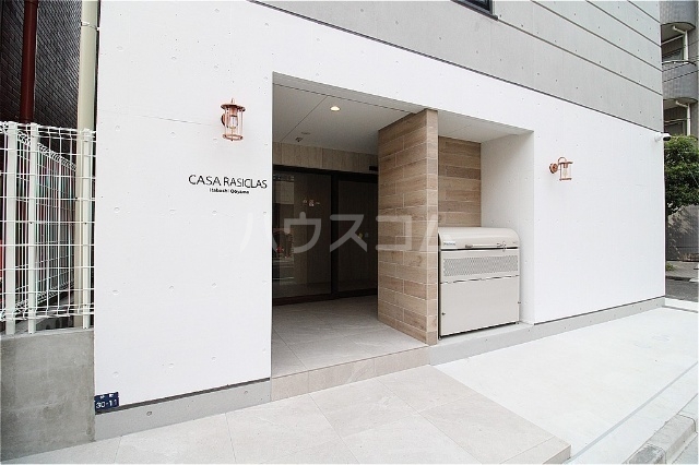 16/22 エントランス