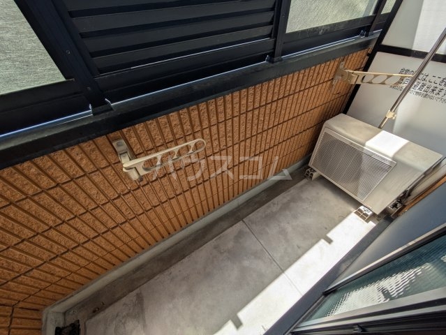 13/25 バルコニー