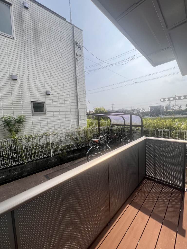 16/20 バルコニー