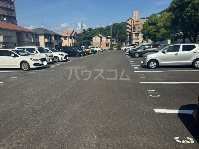 2/10 駐車場