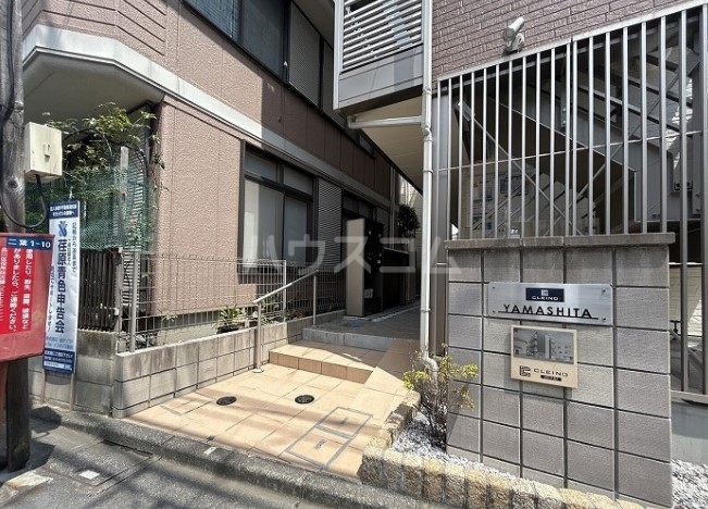 15/20 エントランス