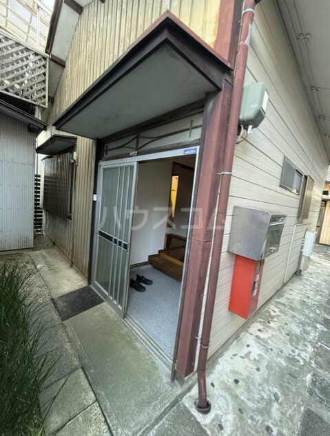 1/4 外観