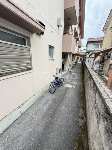 17/18 駐車場