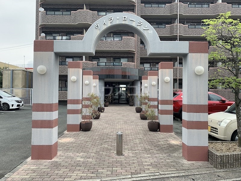 21/24 エントランス