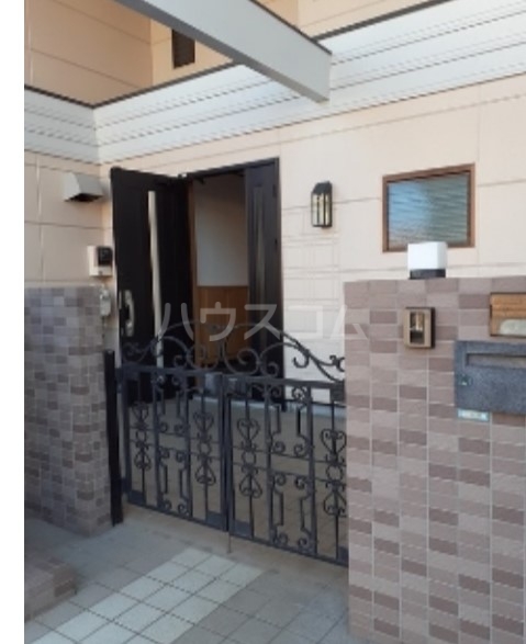 15/20 エントランス