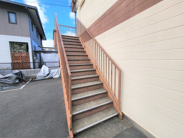 19/28 エントランス