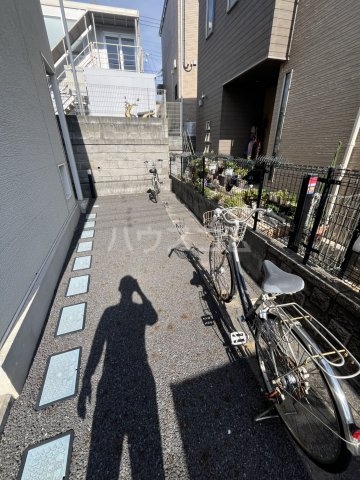 27/30 駐車場