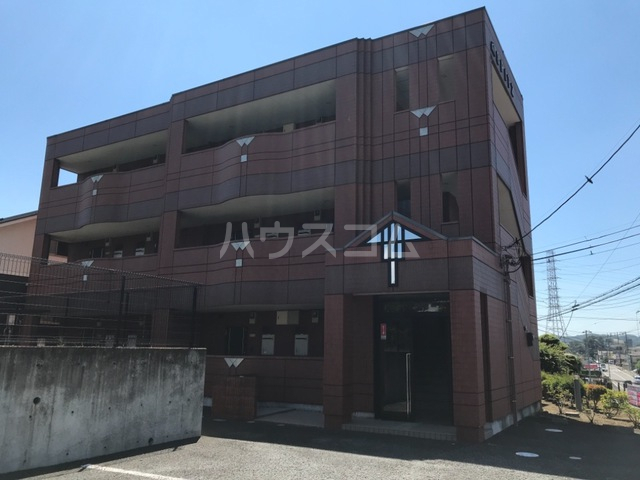 16/19 エントランス