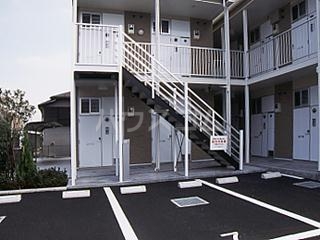 22/23 エントランス