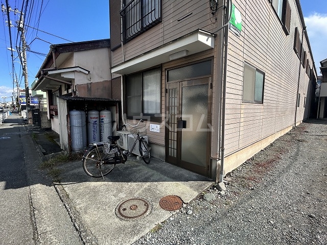 3/4 エントランス