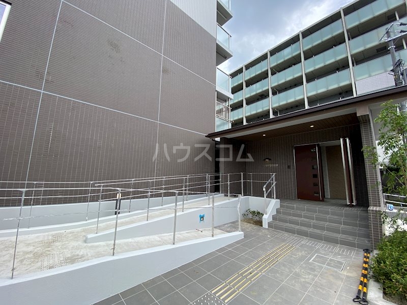 14/24 エントランス