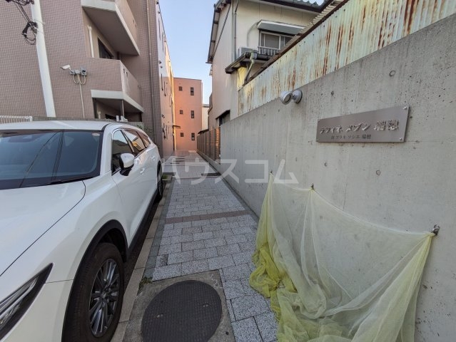 2/5 エントランス