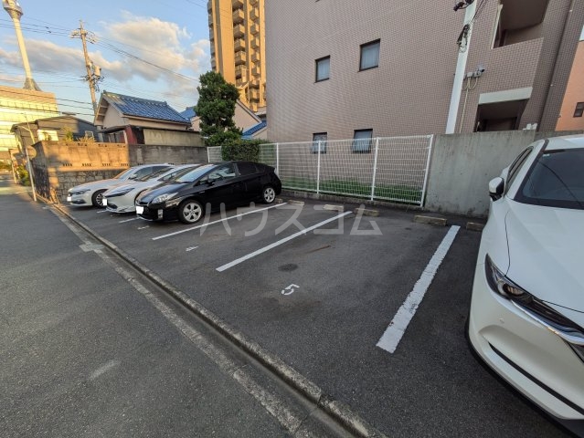3/5 駐車場