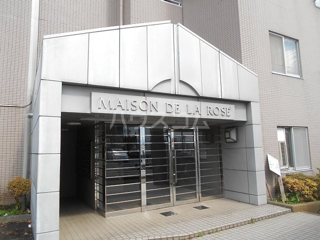 20/30 エントランス