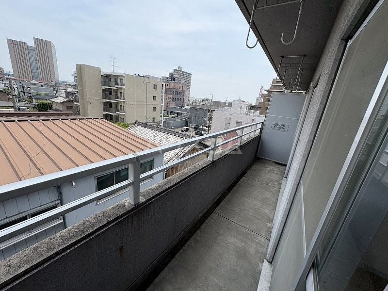 13/23 バルコニー