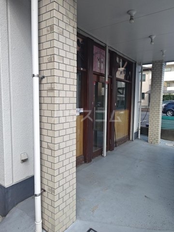 25/30 エントランス