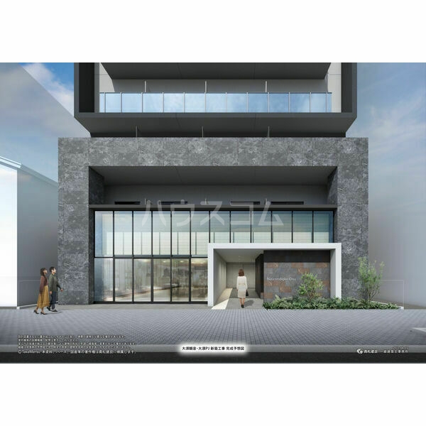 14/22 エントランス