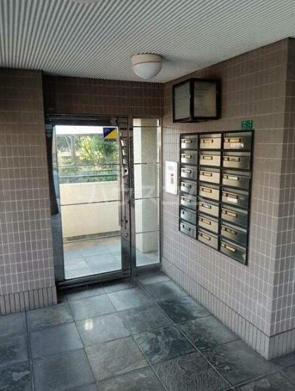 3/5 エントランス