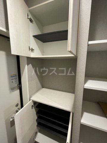 収納