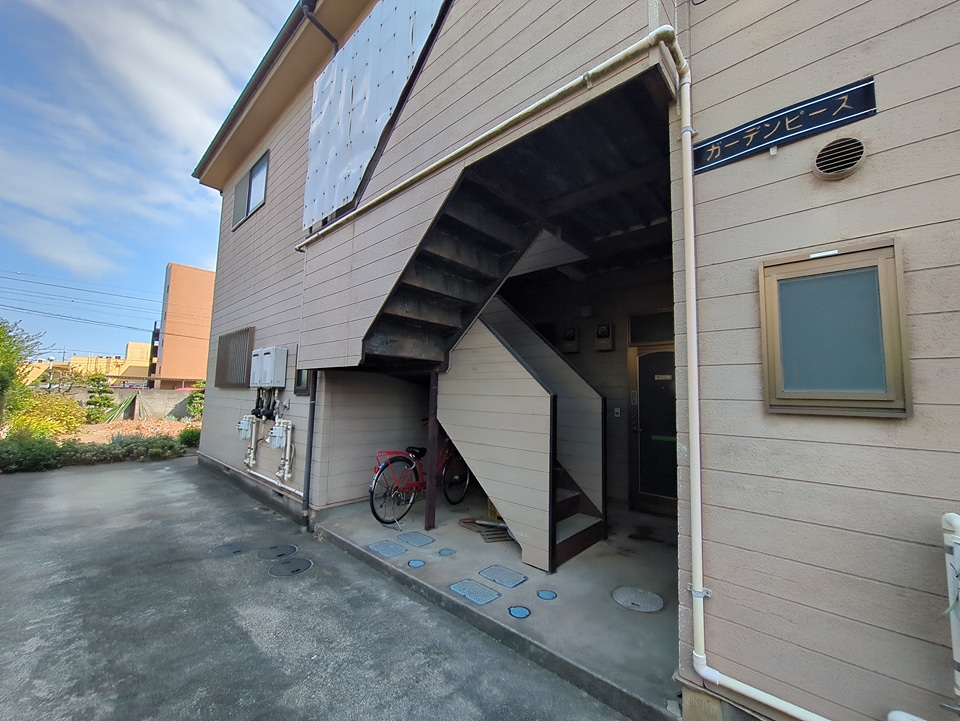 2/3 エントランス