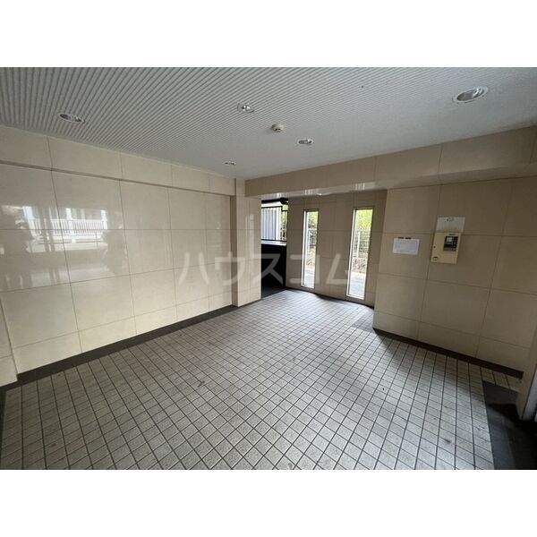 2/10 エントランス