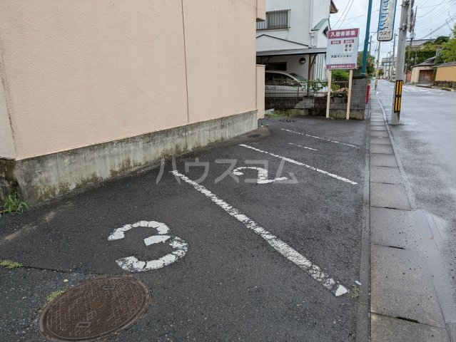 18/26 駐車場