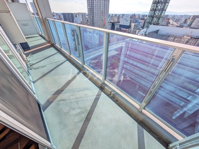 19/30 バルコニー