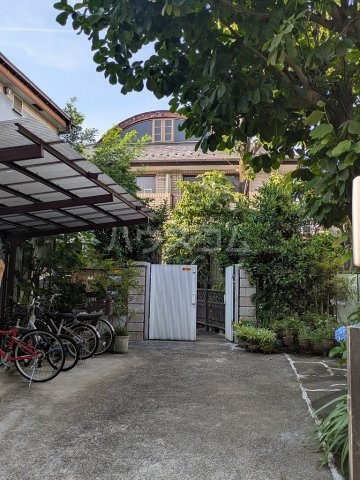 29/30 エントランス