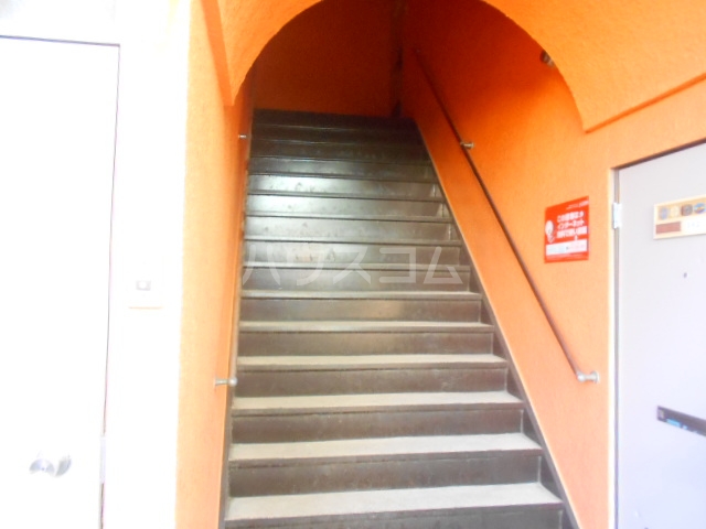 3/7 エントランス