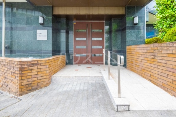 4/11 エントランス