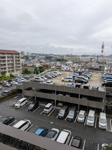 22/30 駐車場