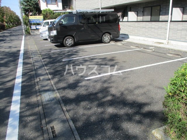 15/25 駐車場