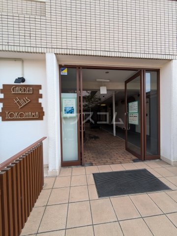 29/30 エントランス