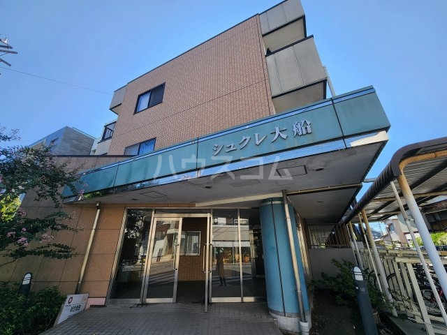 27/30 エントランス