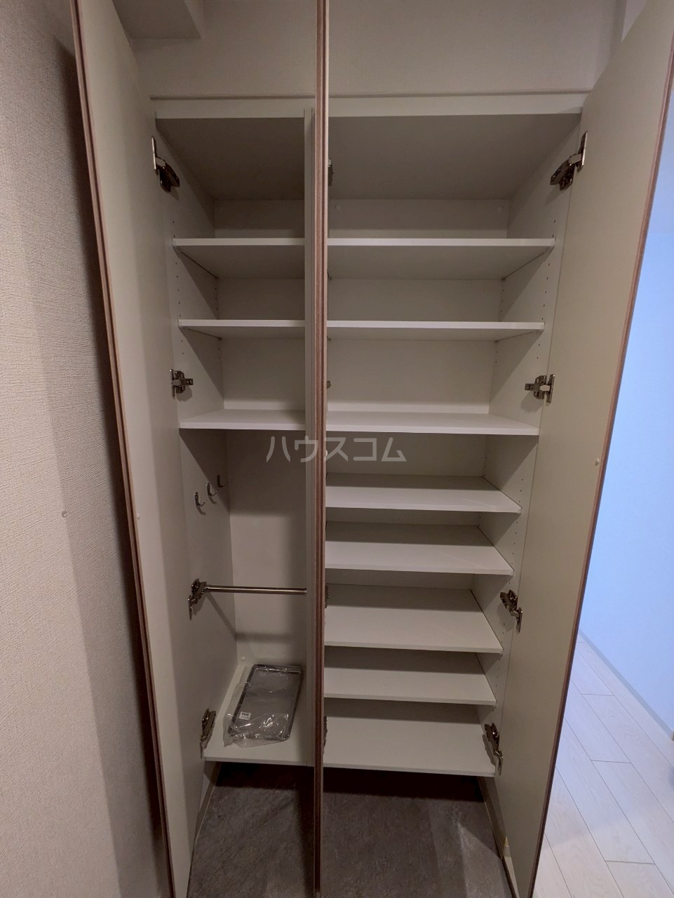 13/30 玄関