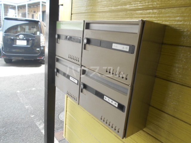 21/30 エントランス