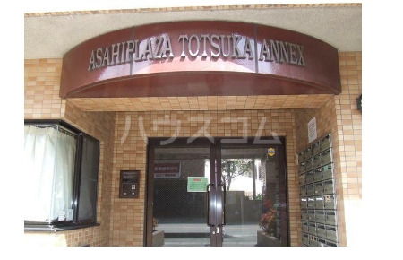 16/25 エントランス