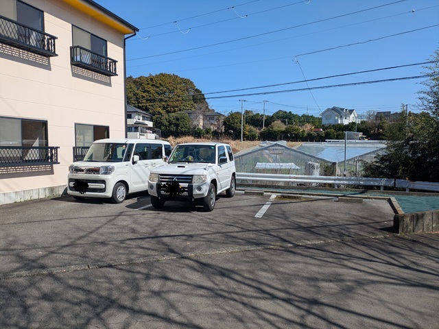 3/7 駐車場