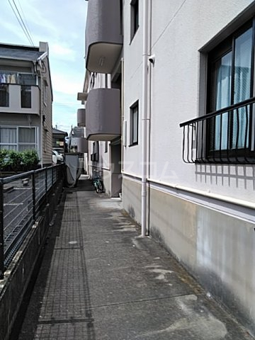 17/20 エントランス