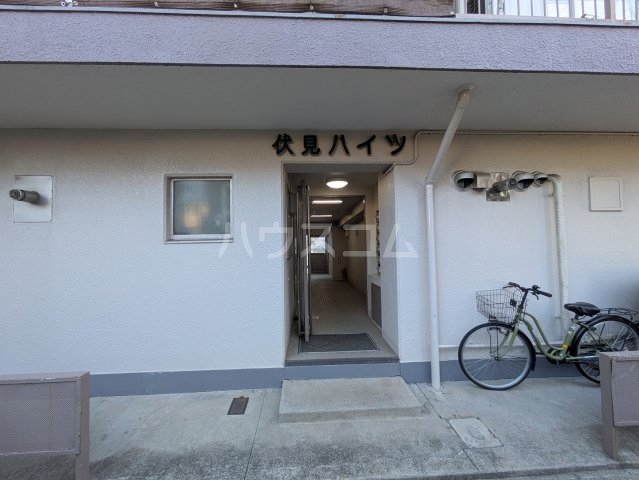 20/27 エントランス