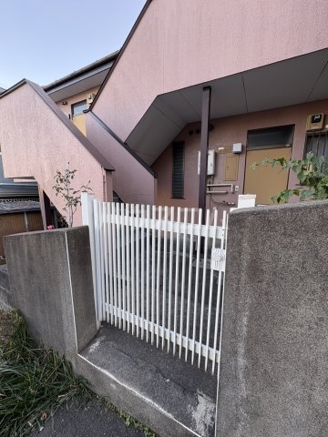 25/26 エントランス