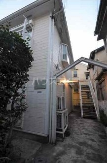 13/23 エントランス