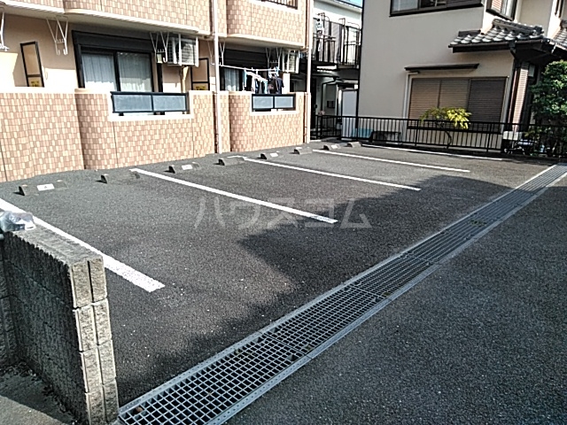 3/6 駐車場