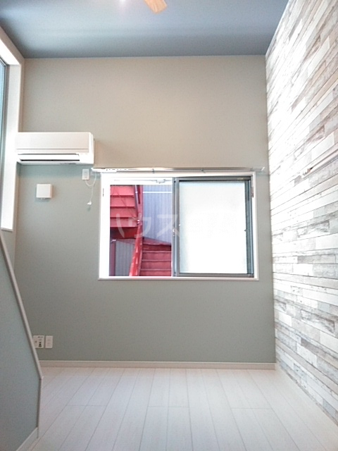 20/28 バルコニー