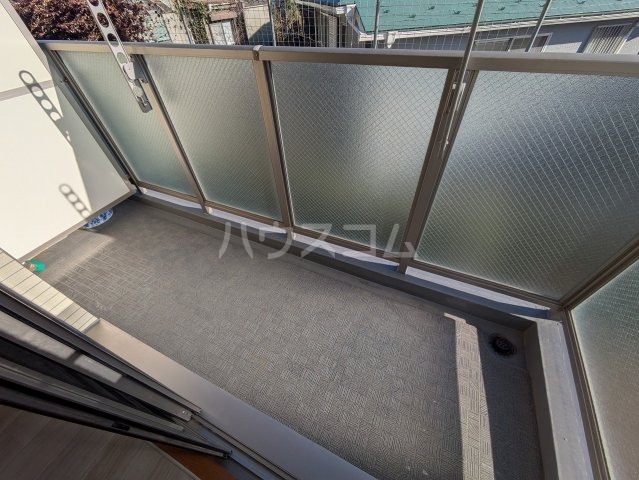 18/23 バルコニー