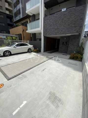 26/30 駐車場
