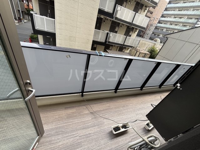 25/30 バルコニー