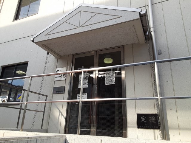 3/4 エントランス